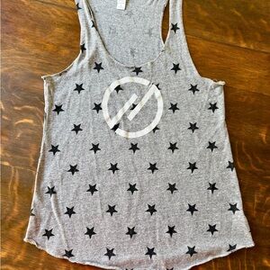 Hylo Fitness Women’s 5-Piece Top Bundle – Size Large – 2 Tanks + 3 Long Sleeves